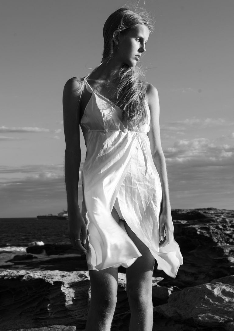 Pinja Sutinen book photo