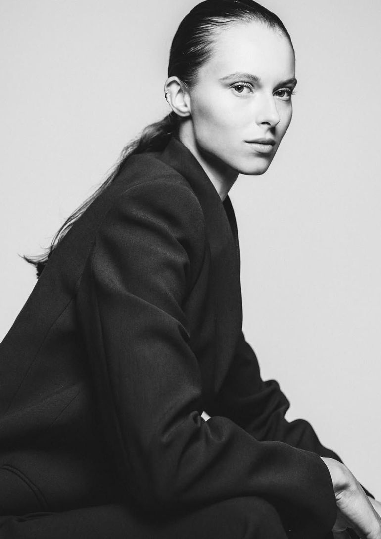 Elina Nikitina book photo