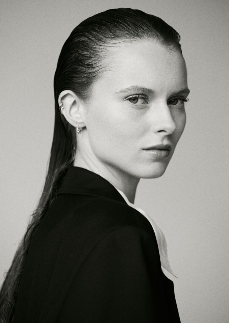 Elina Nikitina book photo