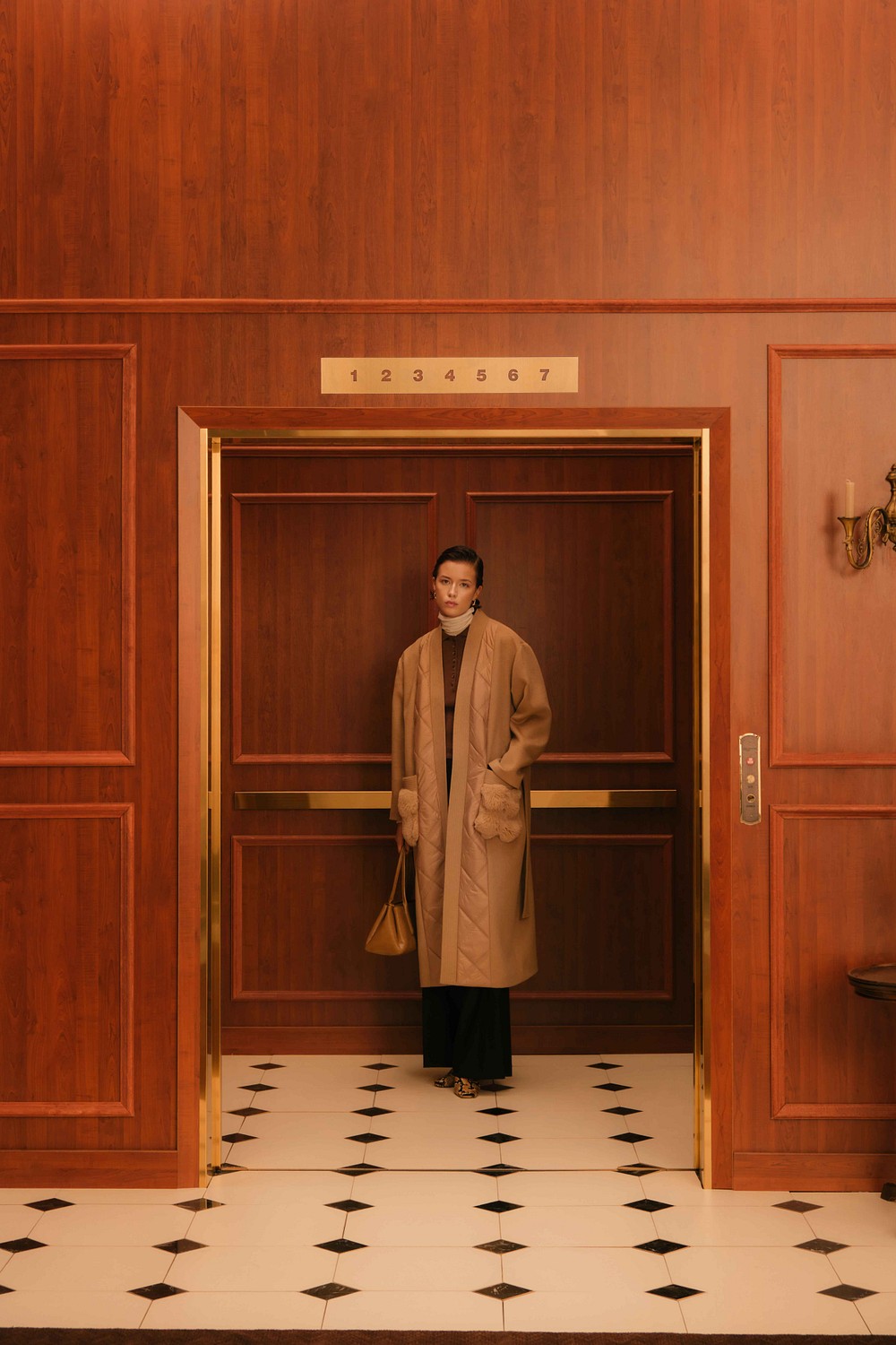 Nancy Scheneider & Tess Van De Bleek for Clande news photo