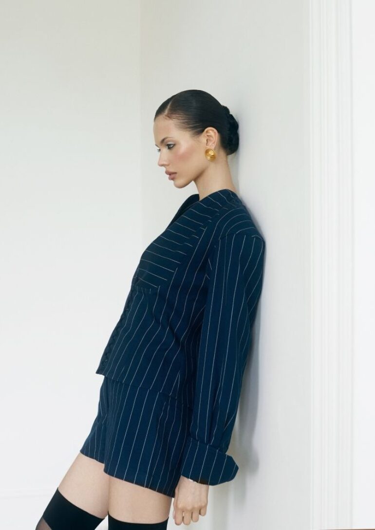 Vika Manturova book photo