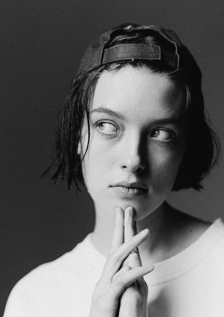 Ana Guliaeva book photo