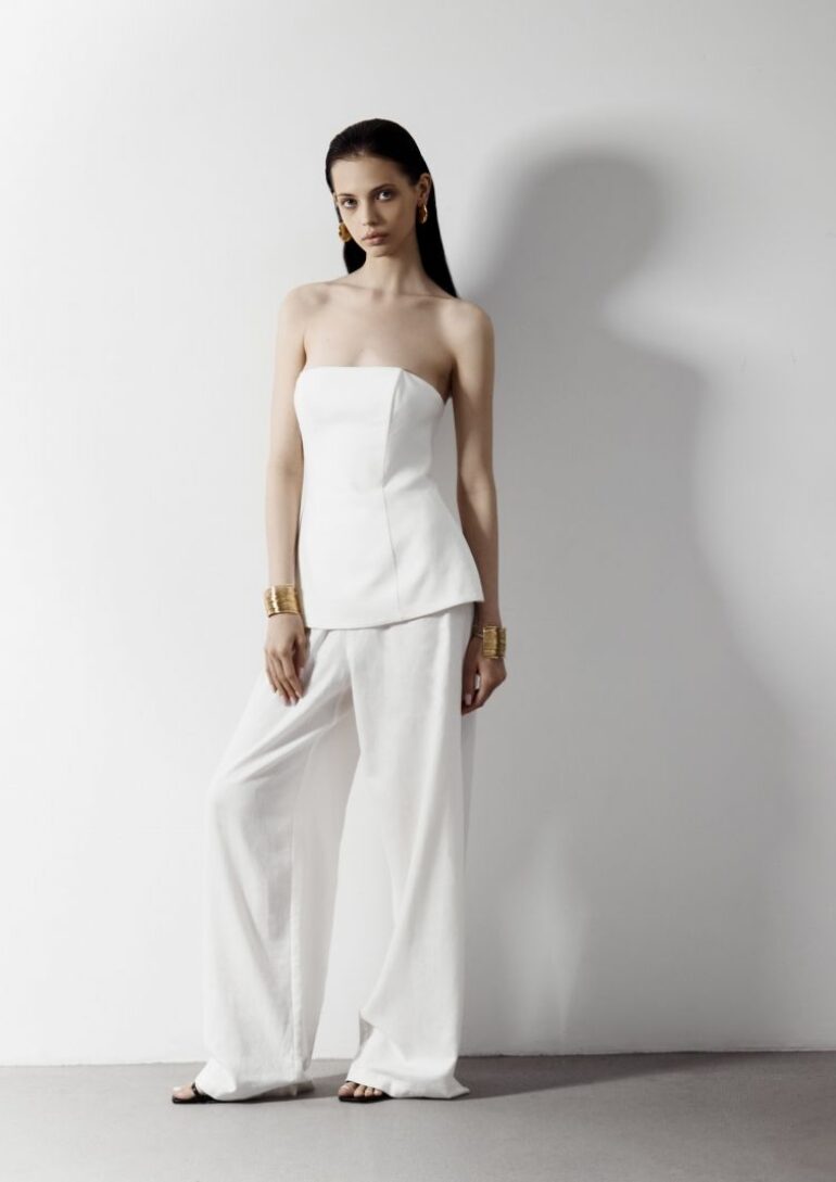 Vika Manturova book photo