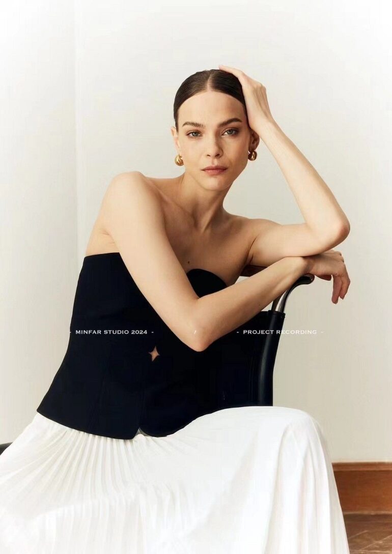 Maya Ovdak book photo