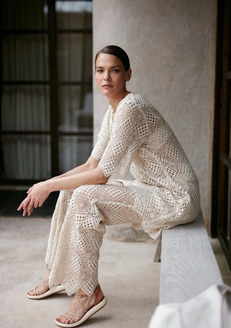 Maya Ovdak book photo