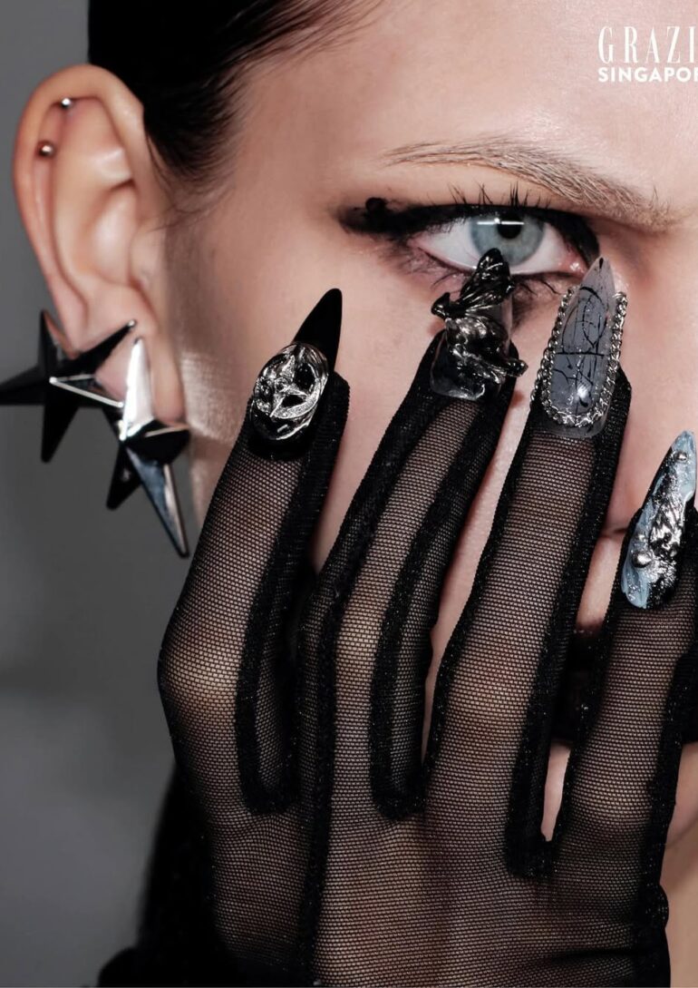 Vika Manturova book photo