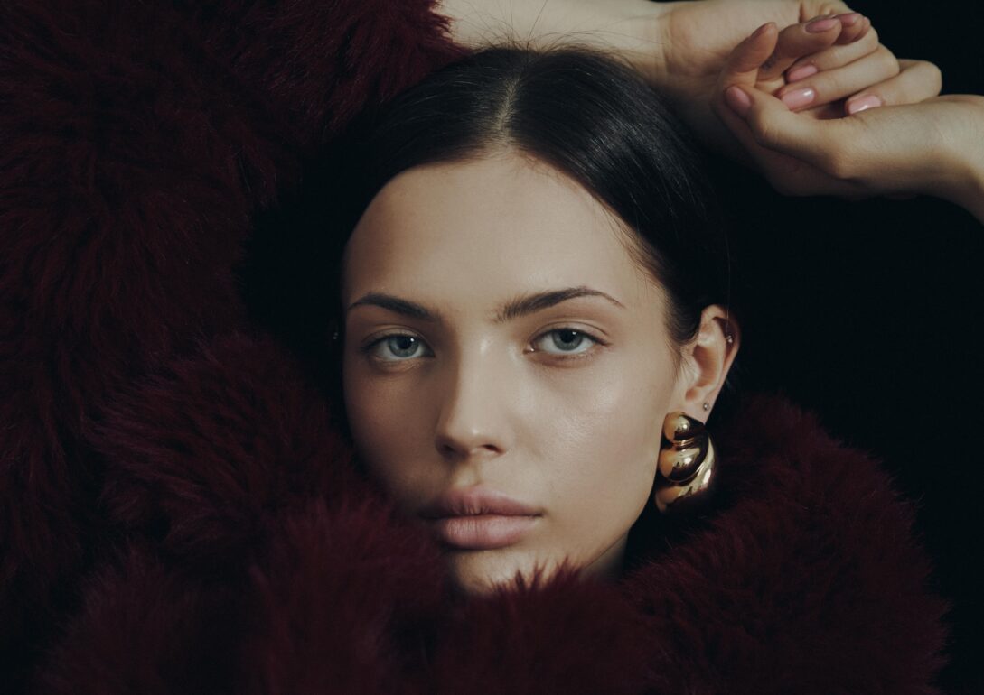 Vika Manturova book photo