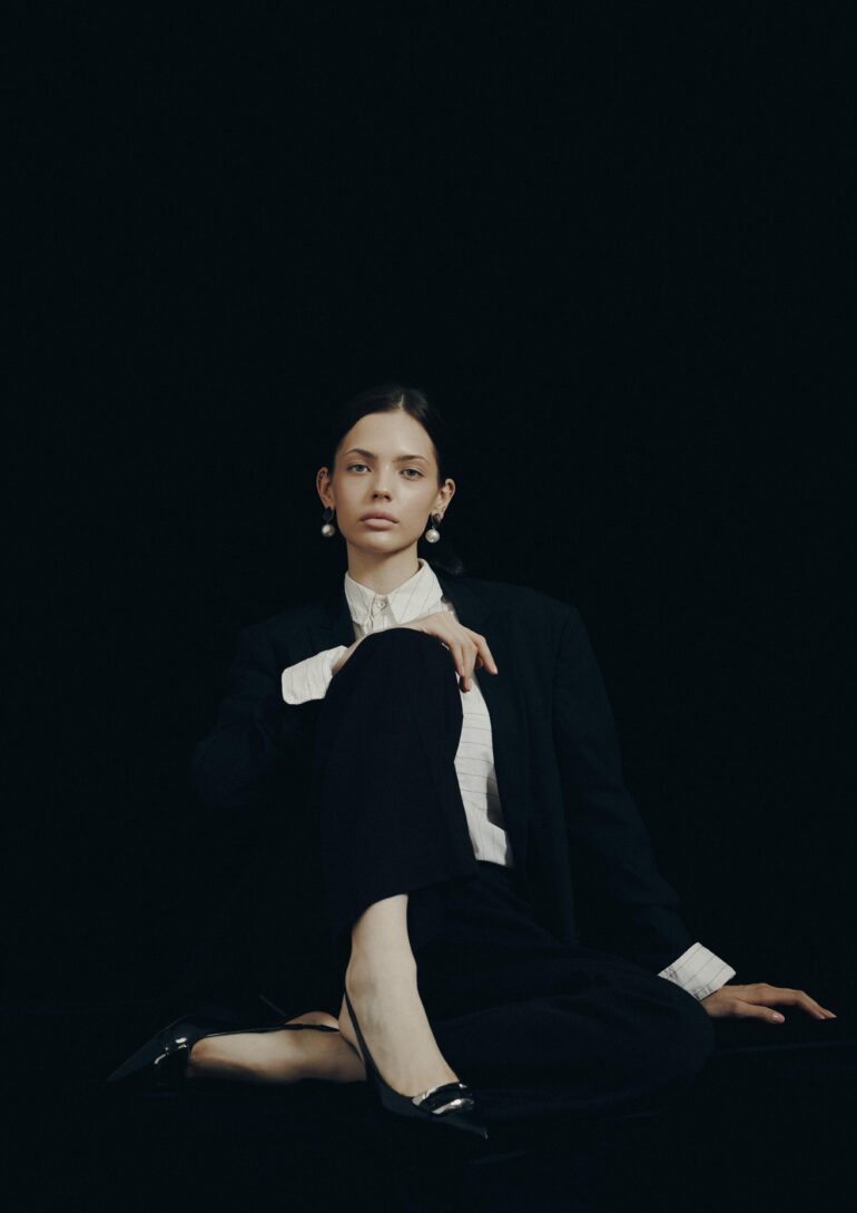 Vika Manturova book photo