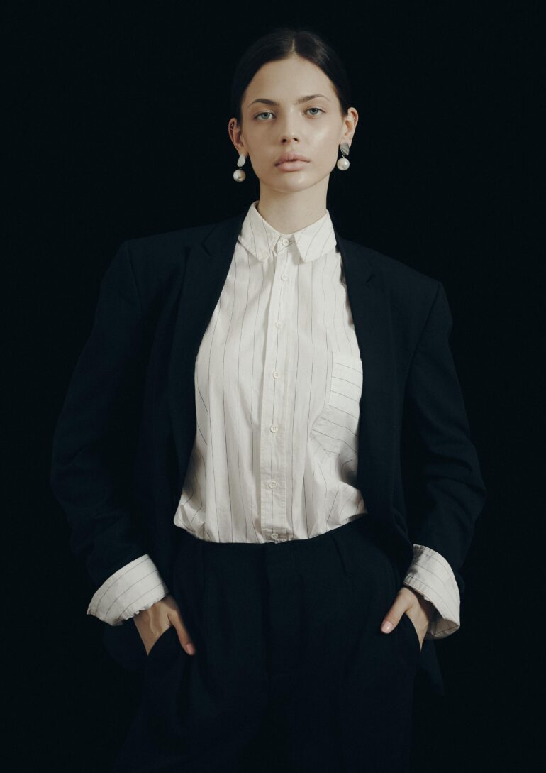 Vika Manturova book photo