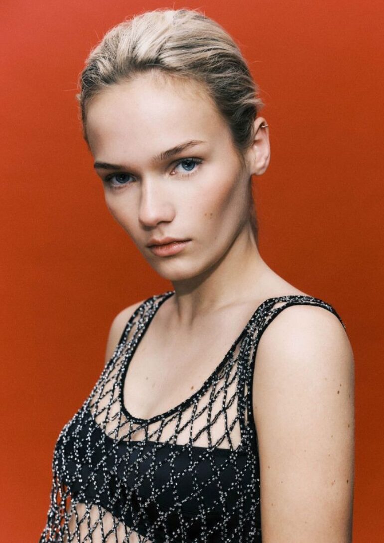 Lauren Perryman book photo