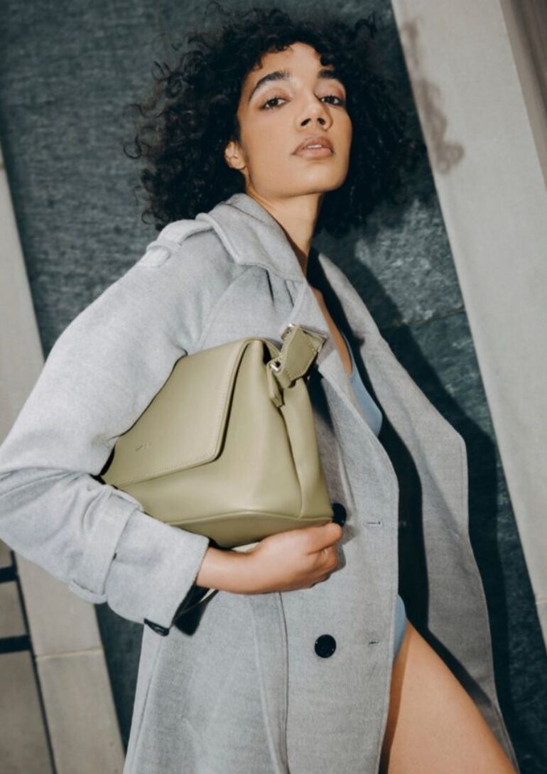 Arielle Smith book photo