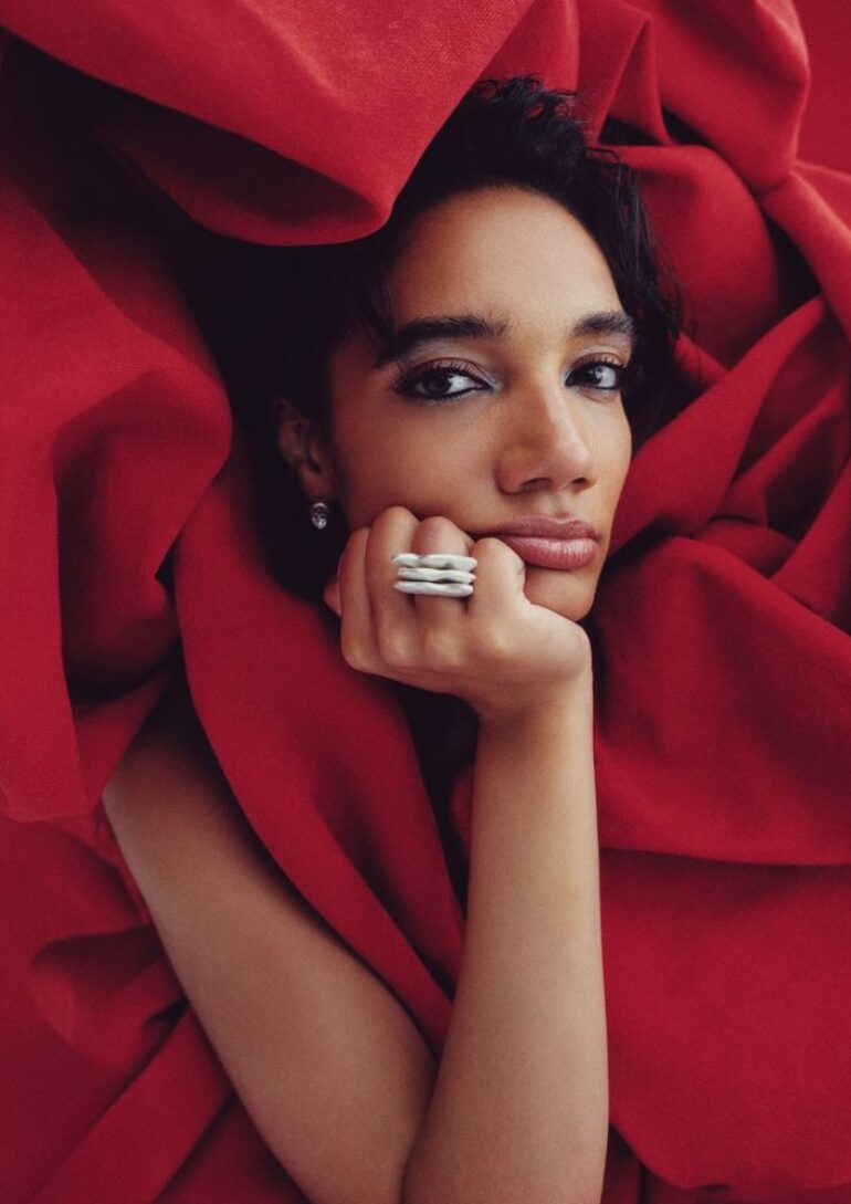 Arielle Smith book photo