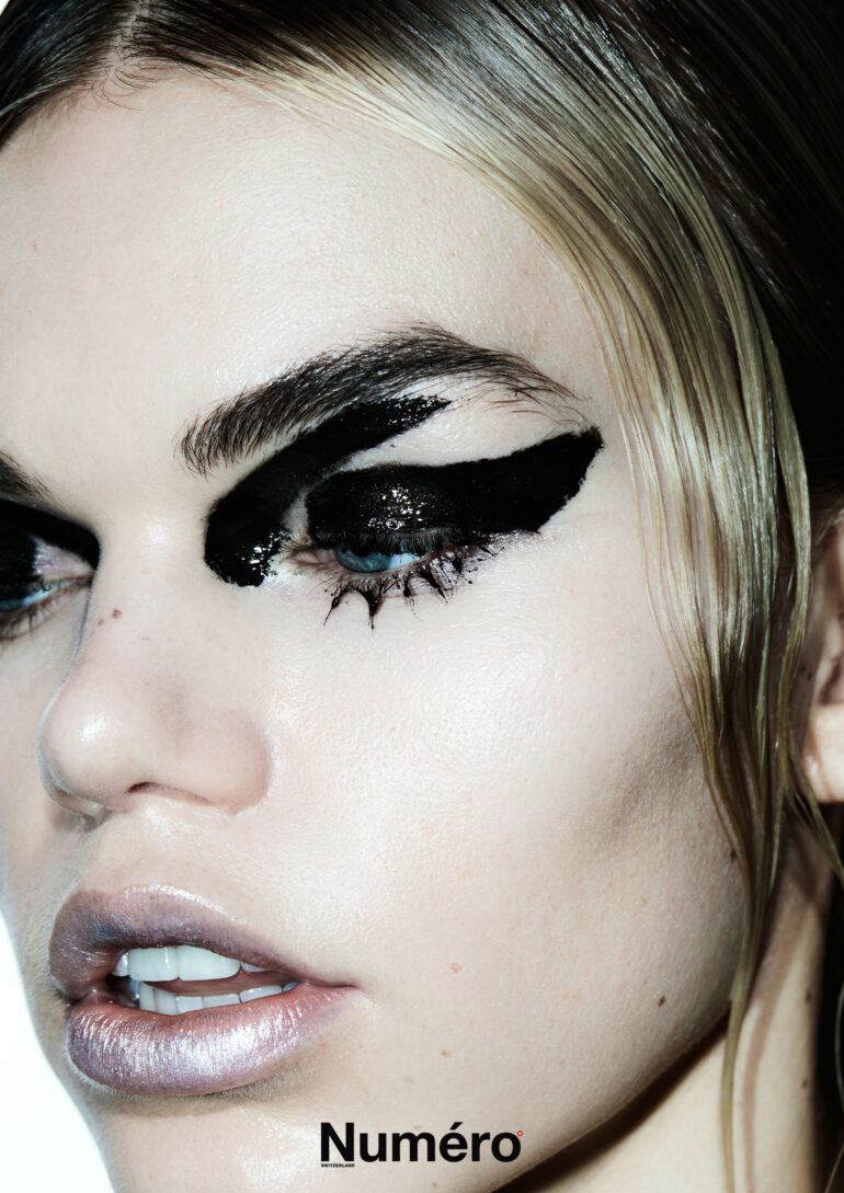 Daphne Maas book photo