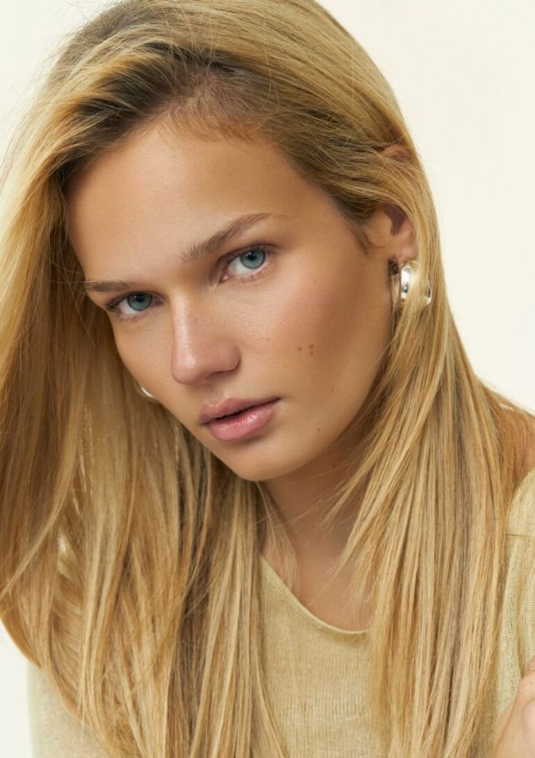 Lauren Perryman book photo