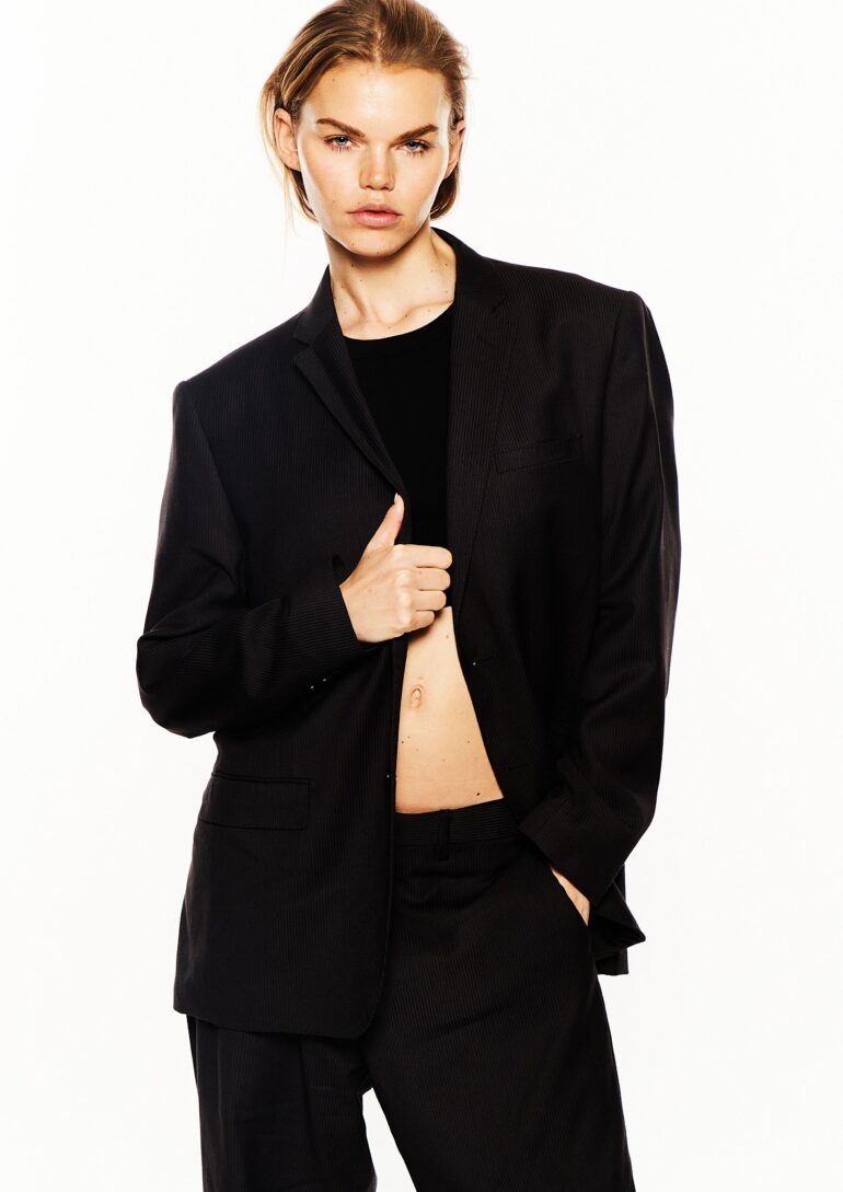 Daphne Maas book photo