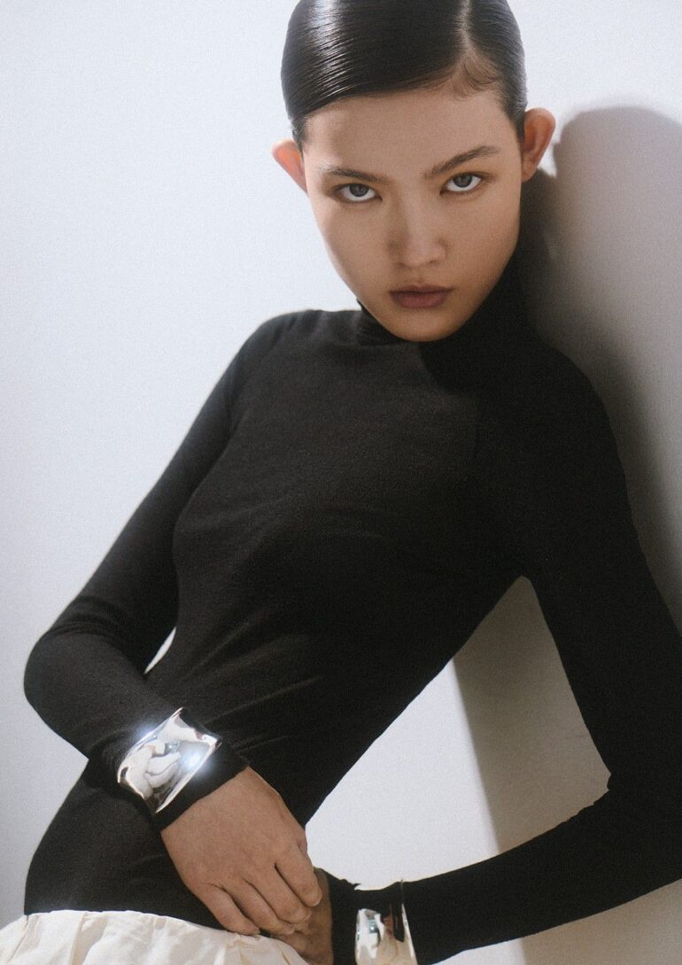 Tomiris Kim book photo