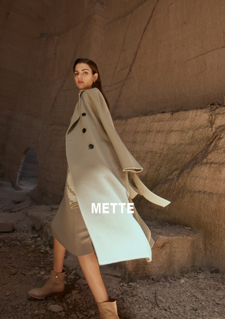 Iva Kirova book photo