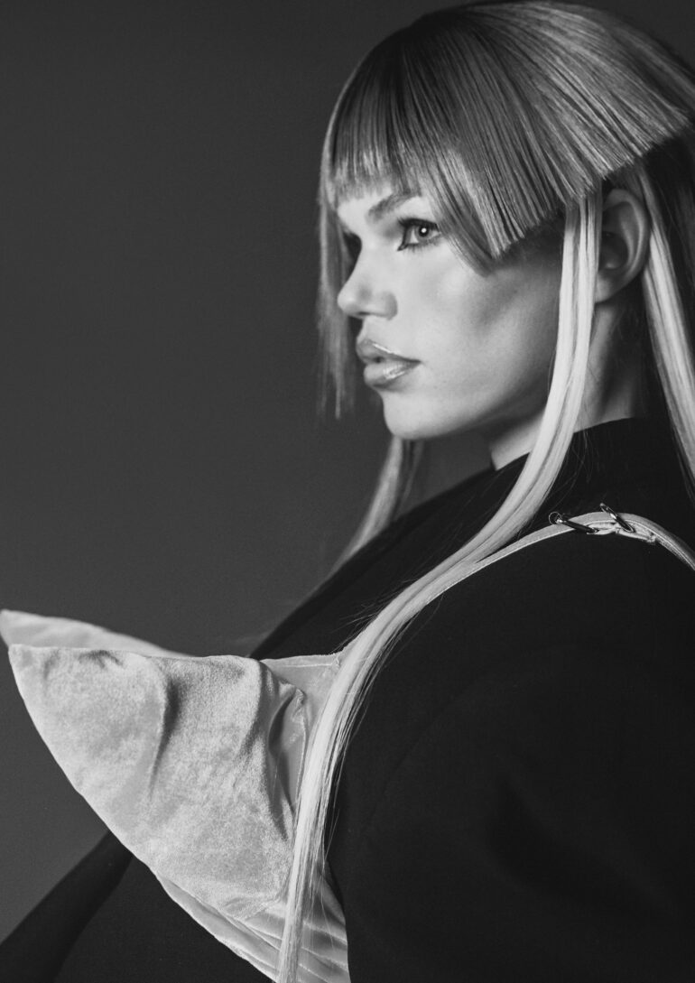 Daphne Maas book photo