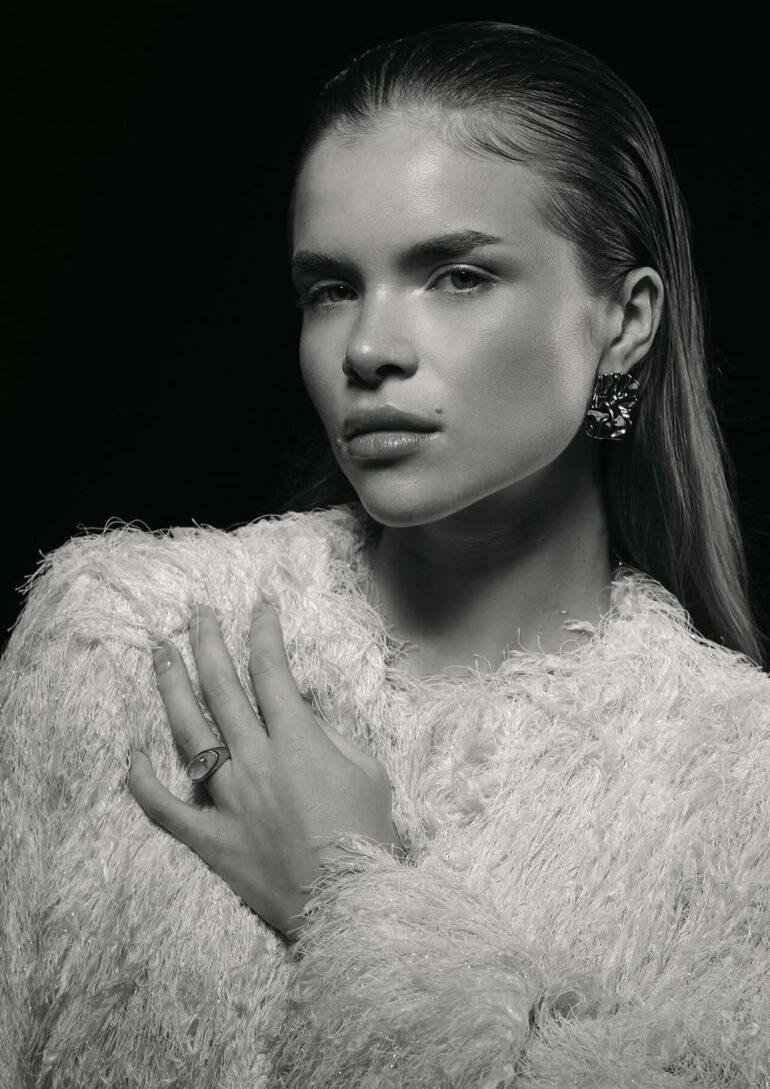 Donna Krijbolder book photo