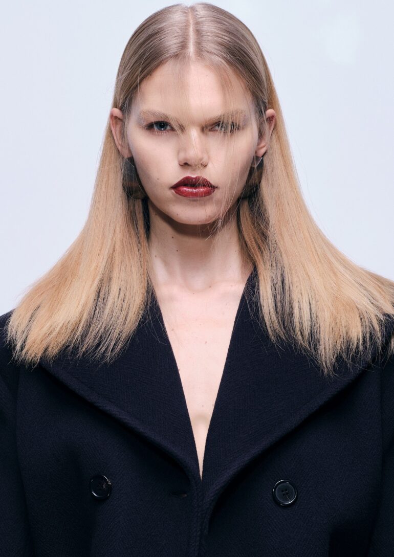 Daphne Maas book photo