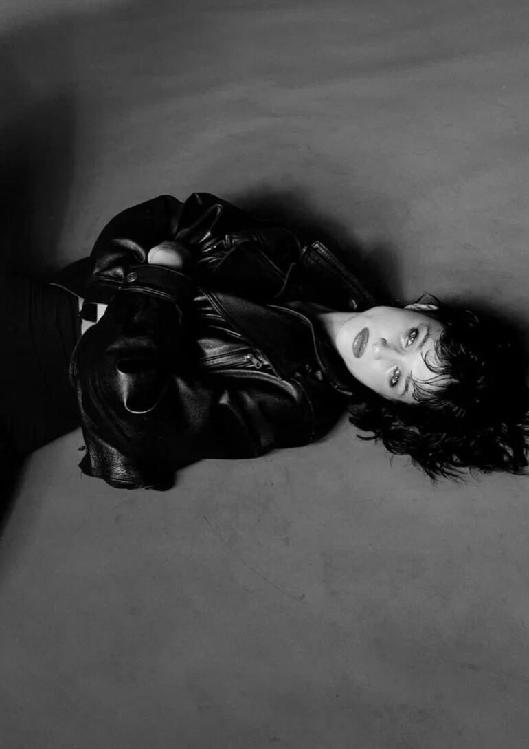 Izabel Tevdoradze book photo