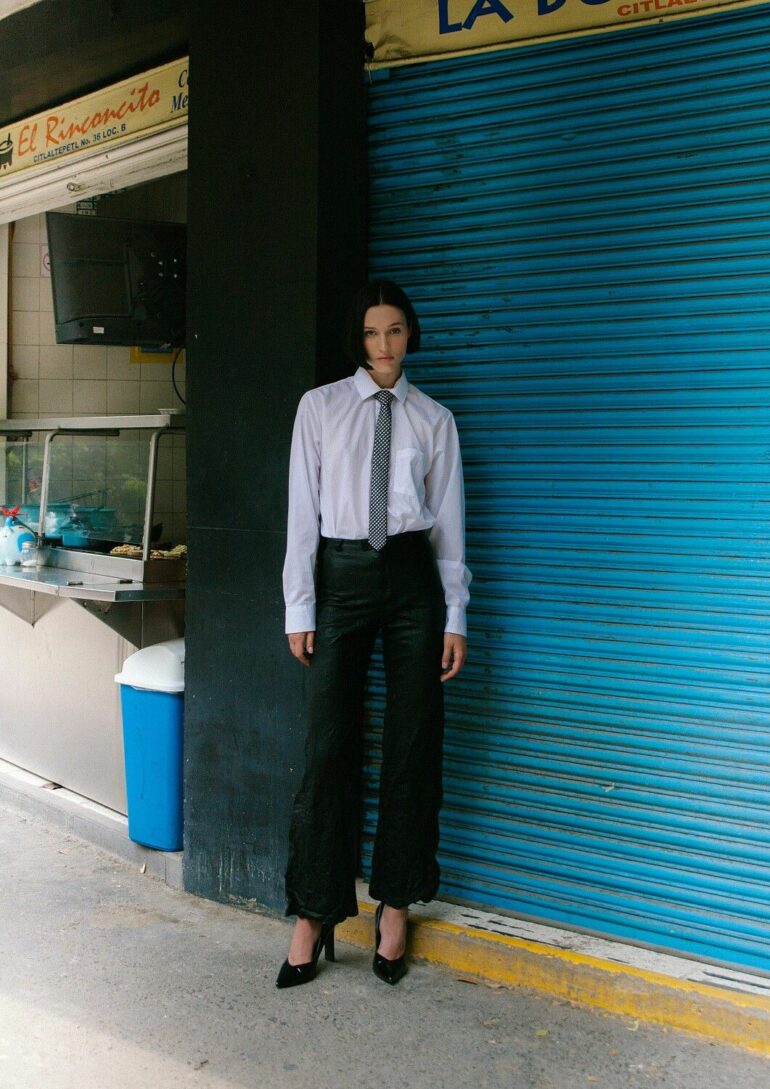 Izabel Tevdoradze book photo