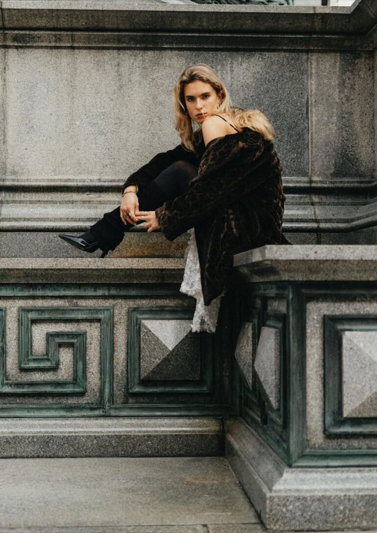 Aline Kleiner book photo