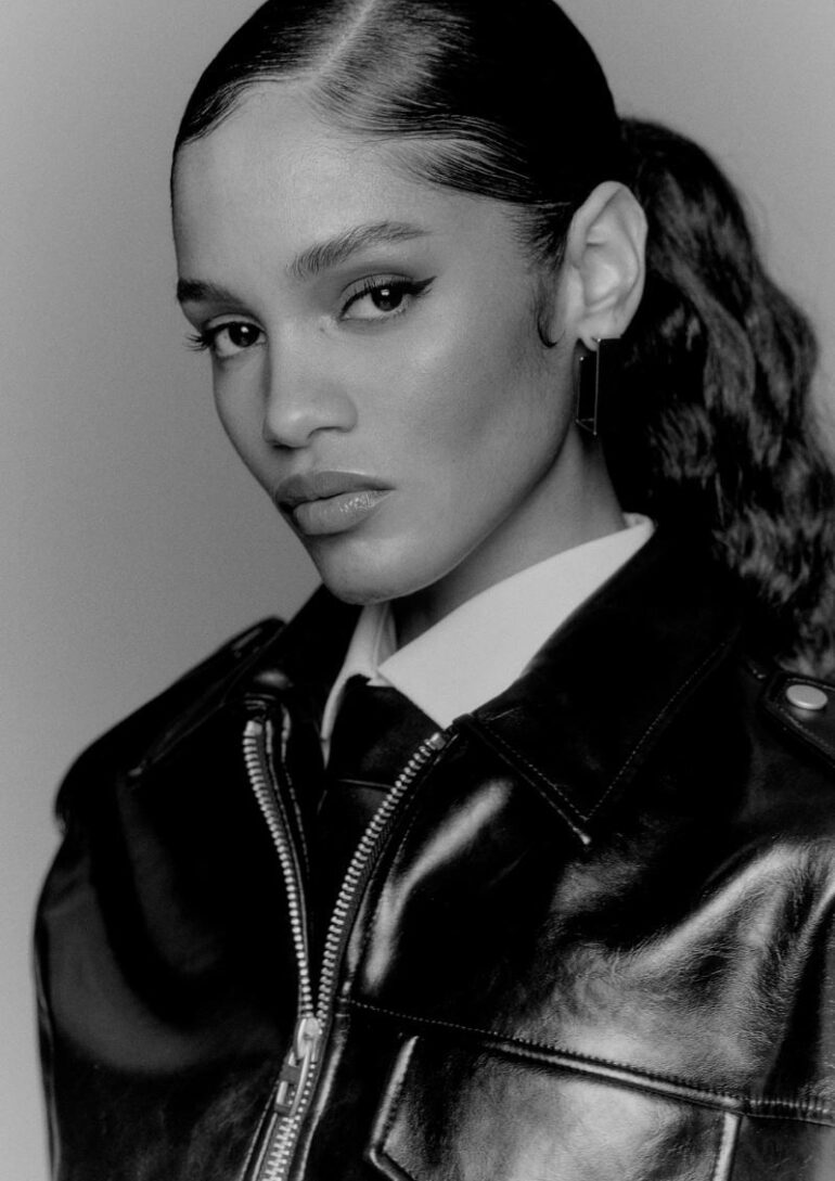 Gardelina Bautista book photo