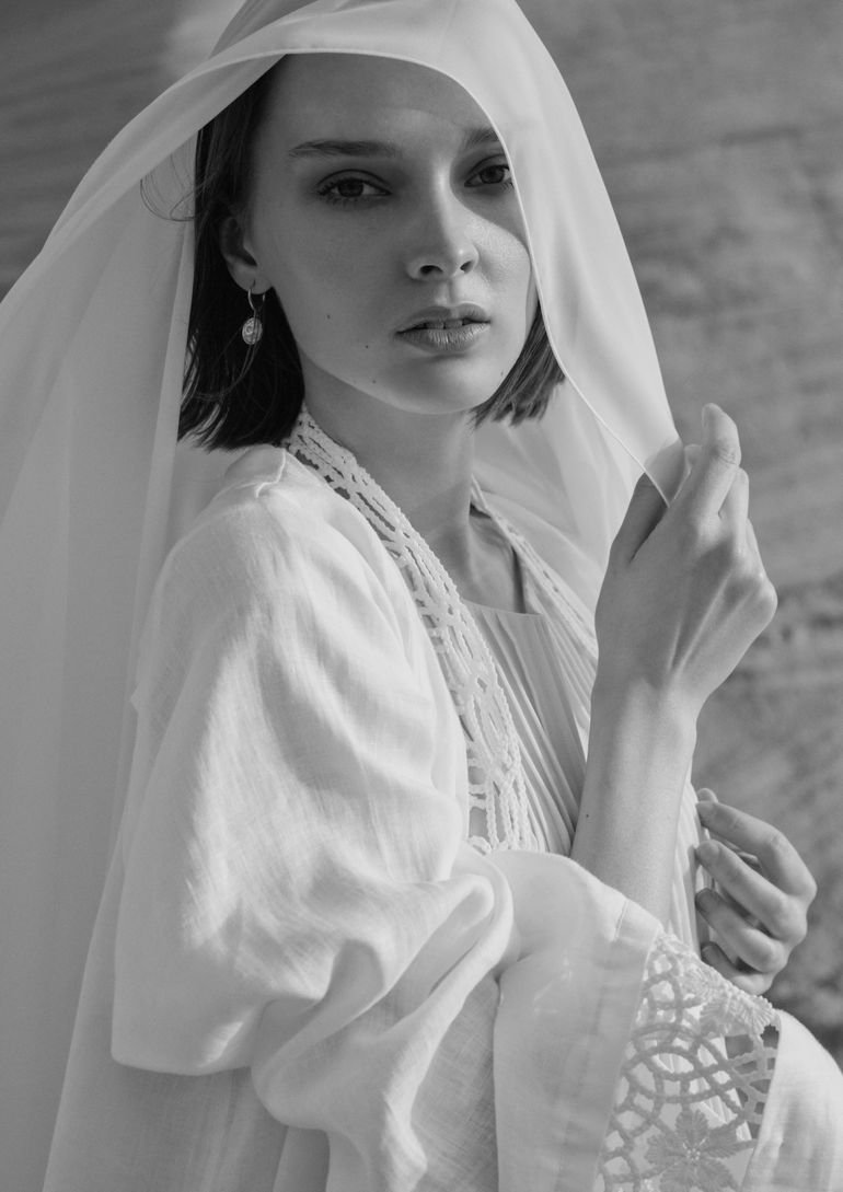 Dina Vasileva book photo
