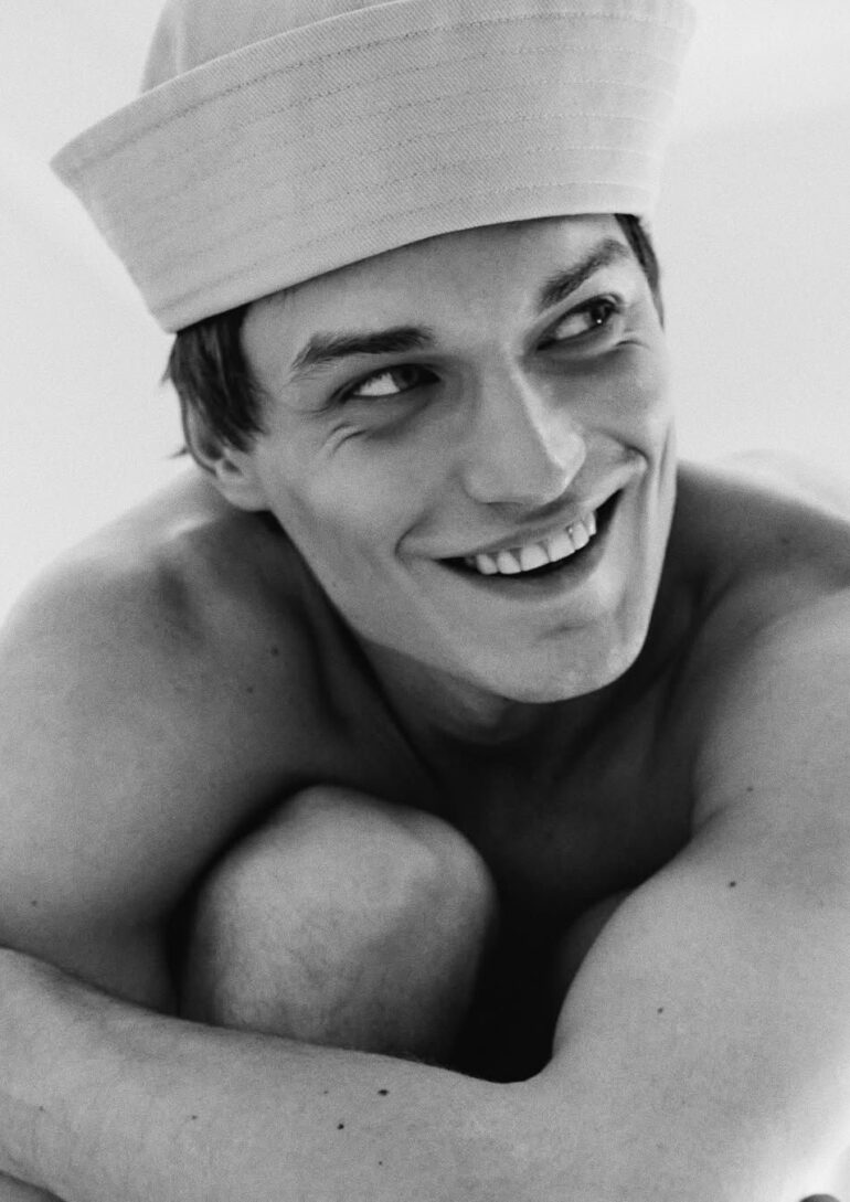 Ruslan Chernetsov book photo