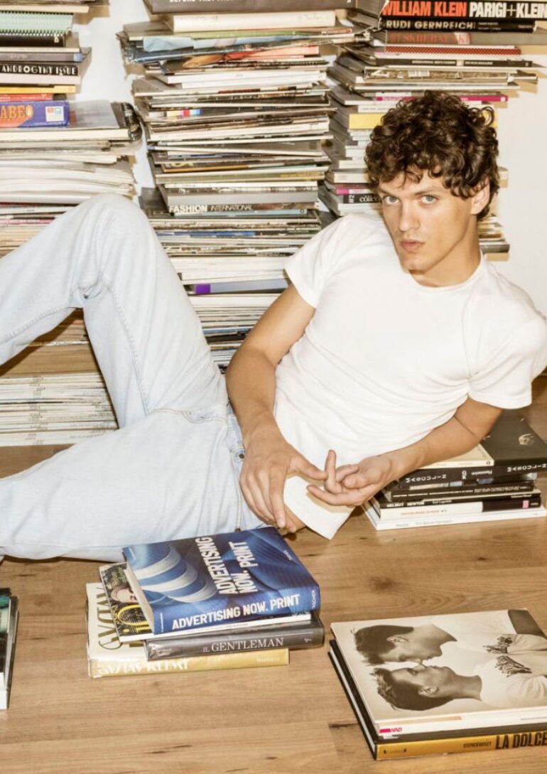 Anndi Palaj book photo