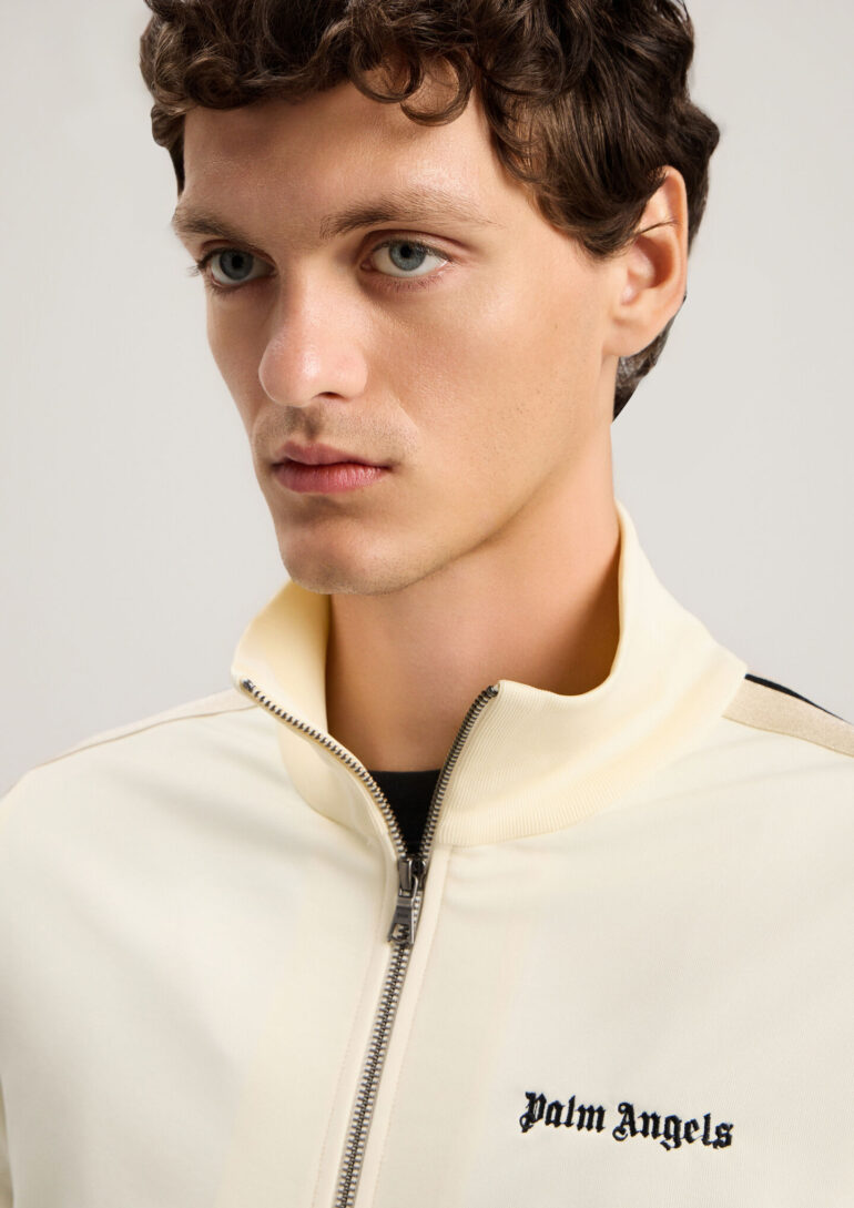 Anndi Palaj book photo