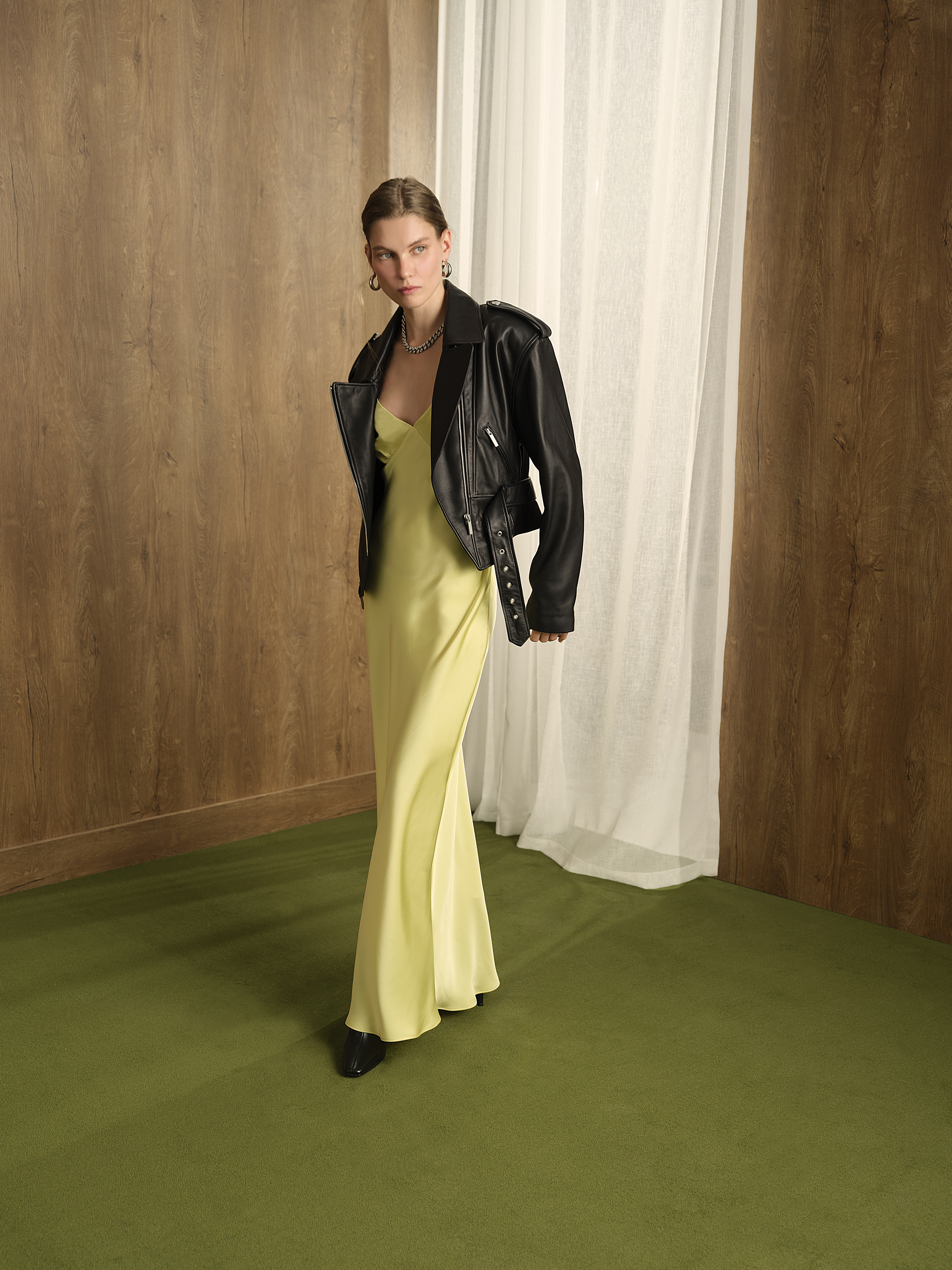 NAtalia Surkova for Ted Baker news photo