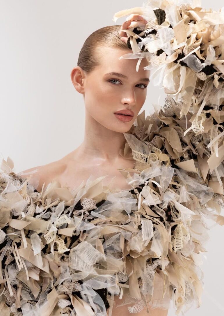 Teuntje Schouten book photo