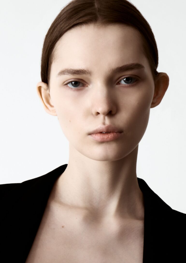 Lexi Smurova book photo