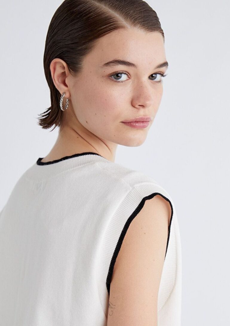 Matilda Roth book photo