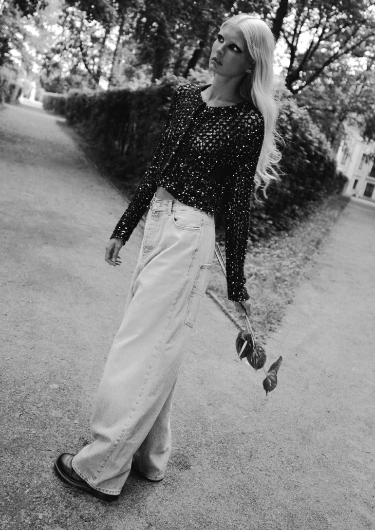 Saloma Sycheva book photo