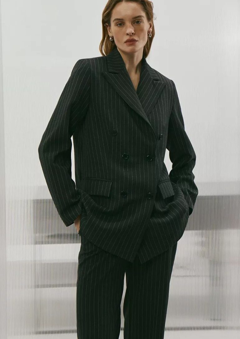 Vika Savechko book photo