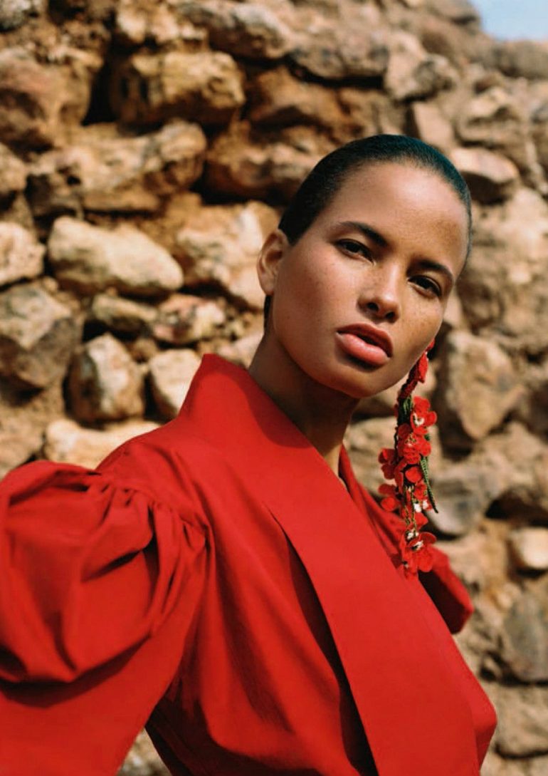 Litza Veloz book photo