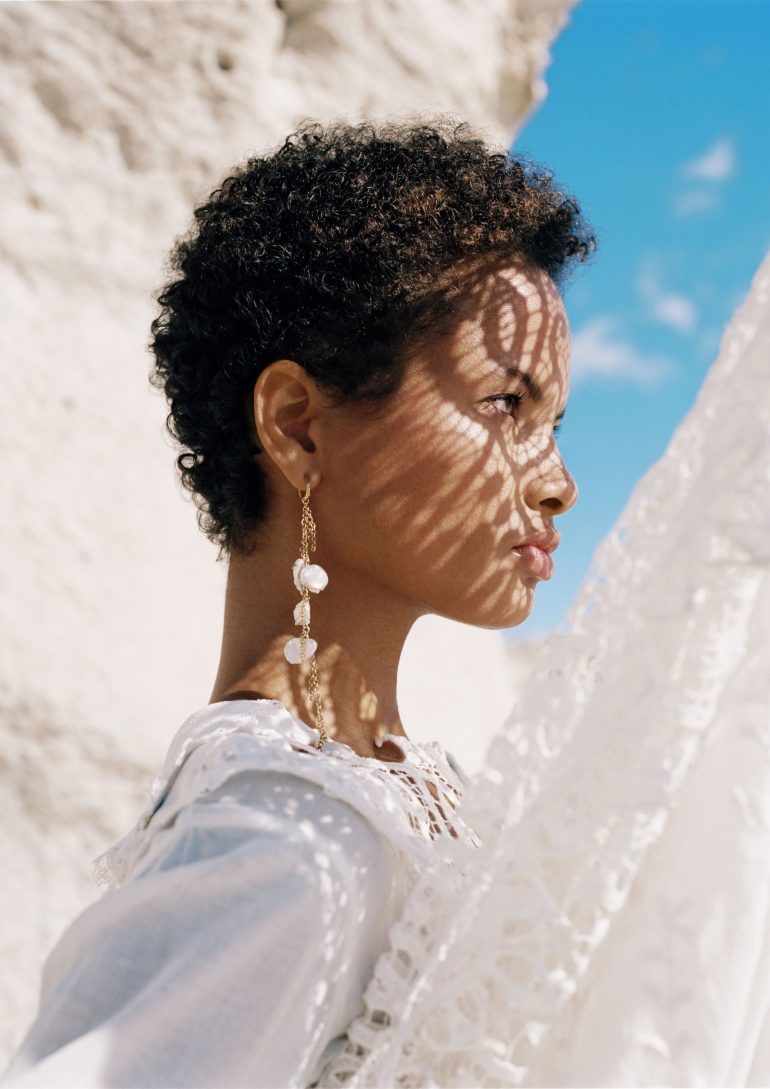 Litza Veloz book photo