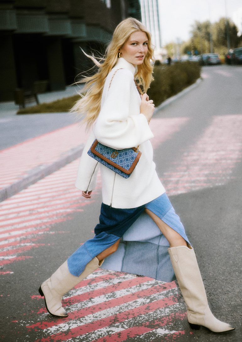 Saloma Sycheva book photo