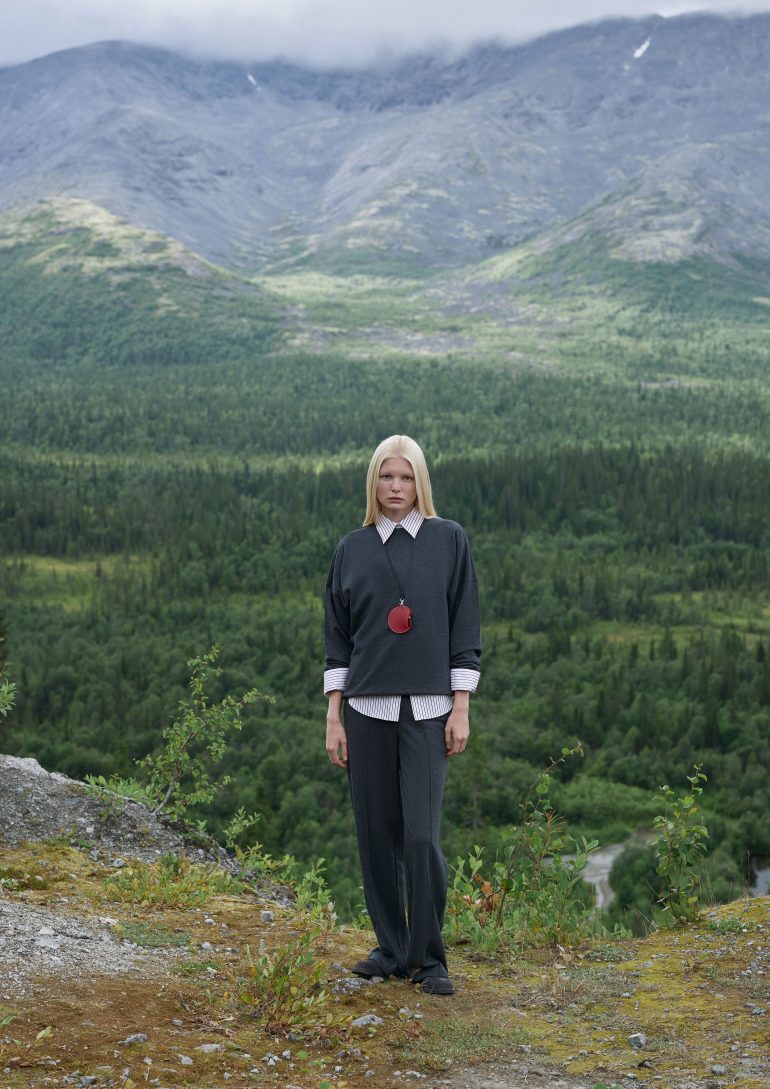 Saloma Sycheva book photo