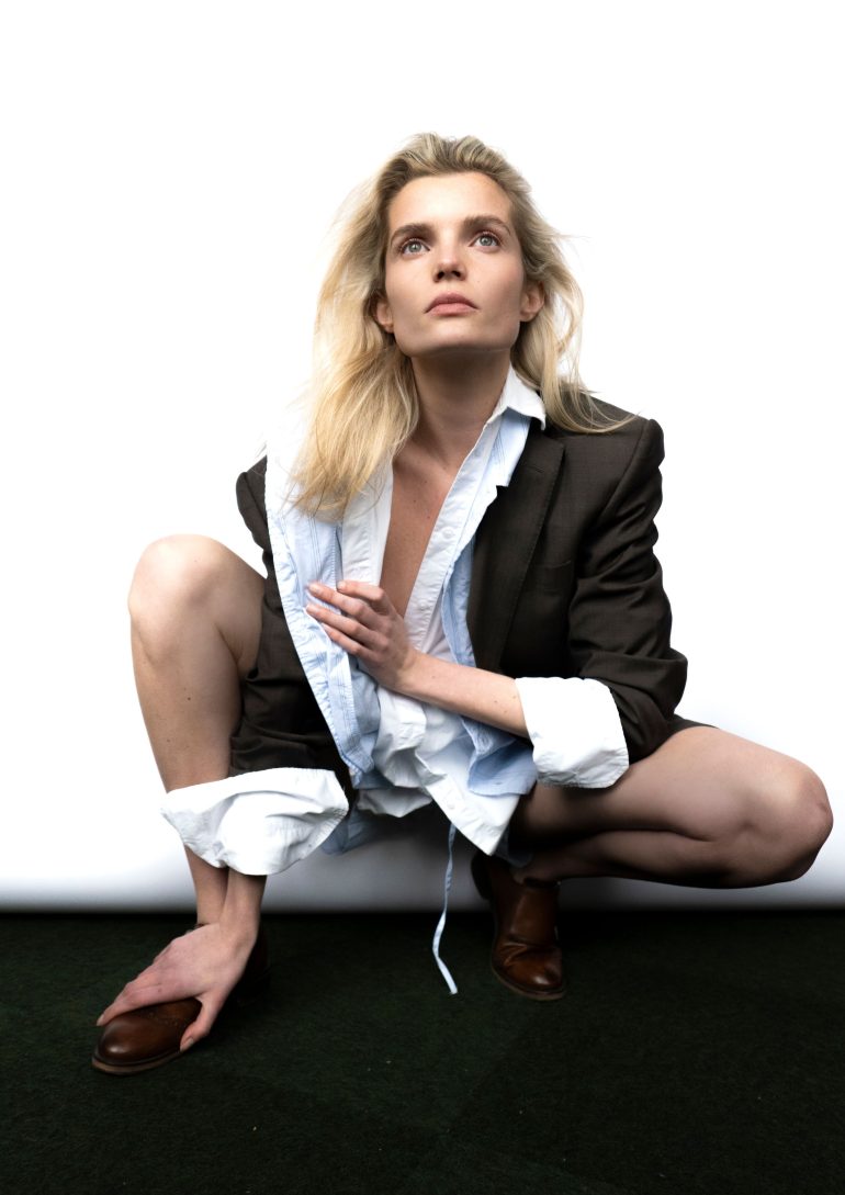 Michelle Van Bijnen book photo