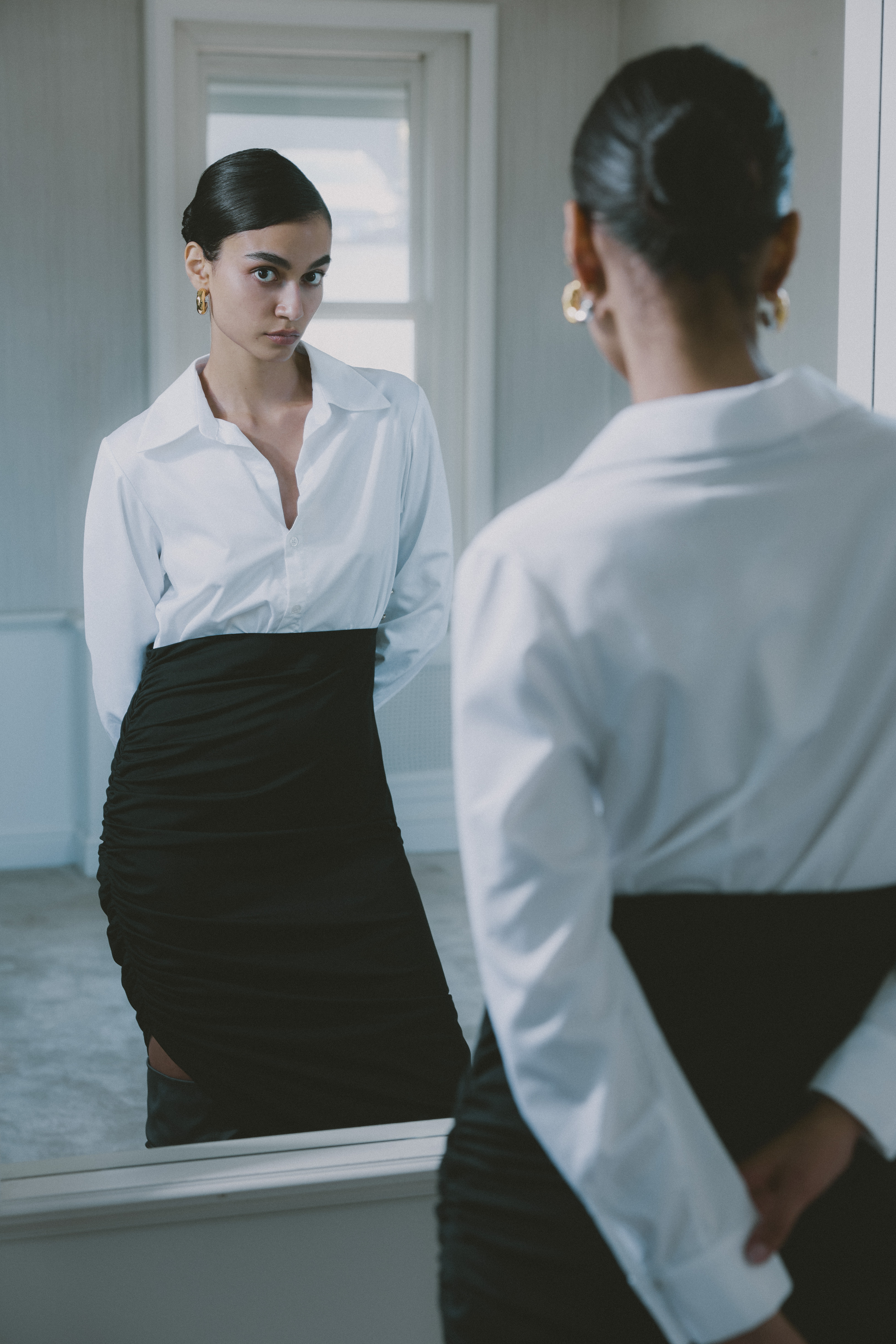 Özge for Mehtap Elaidi news photo