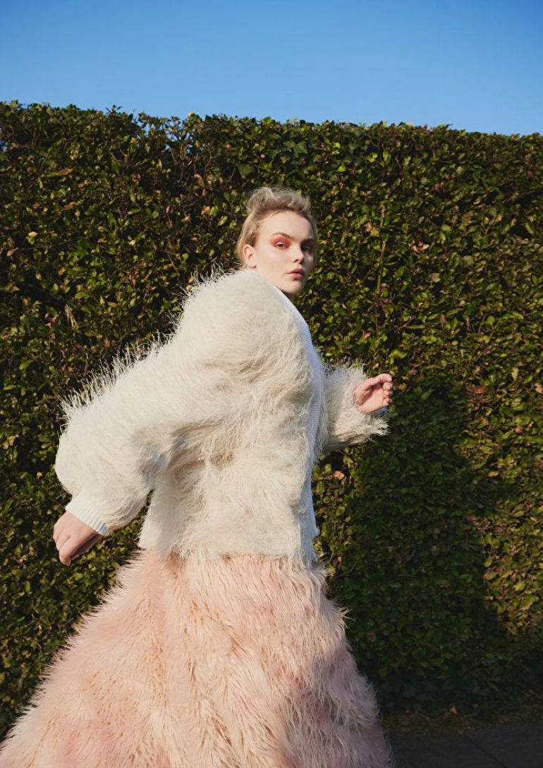 Ella Mandt book photo