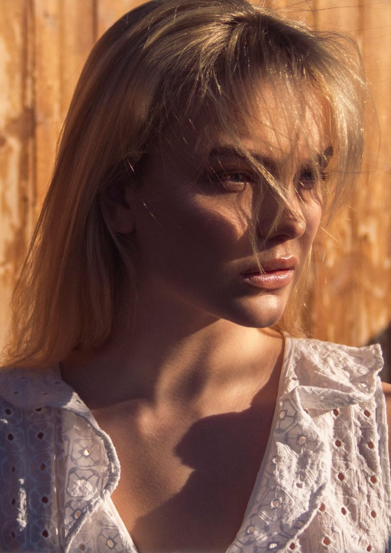 Ella Mandt book photo