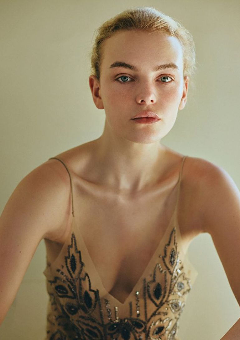 Ella Mandt book photo