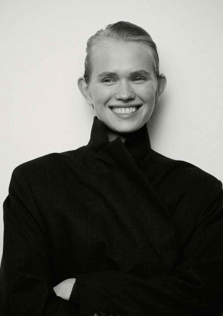 Nadya Yumasheva book photo