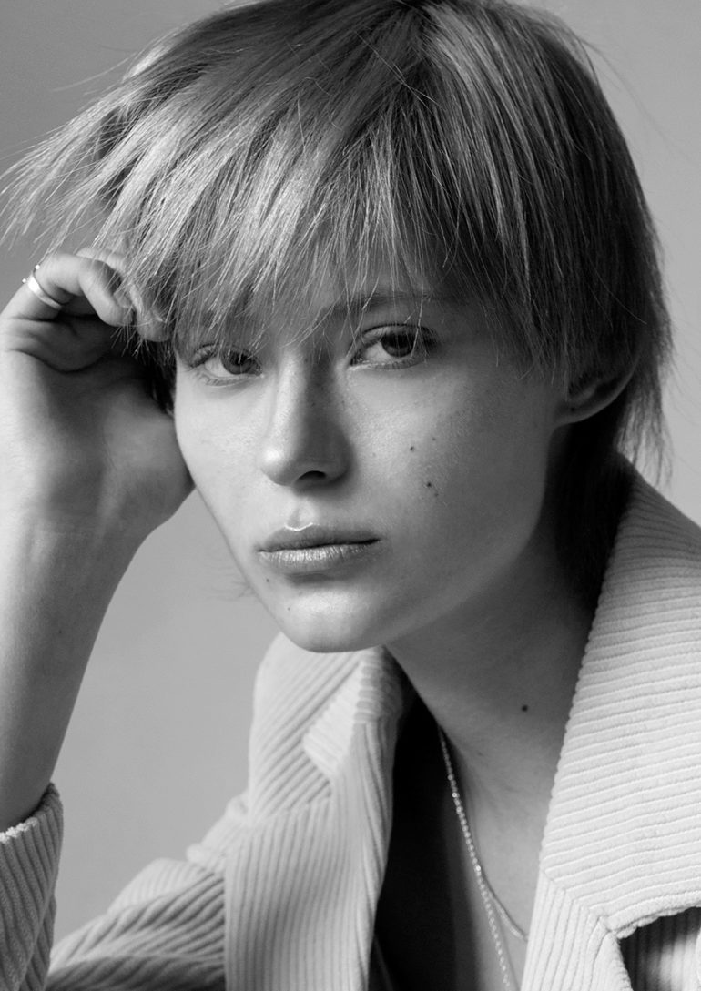 Karolina Kucinska book photo