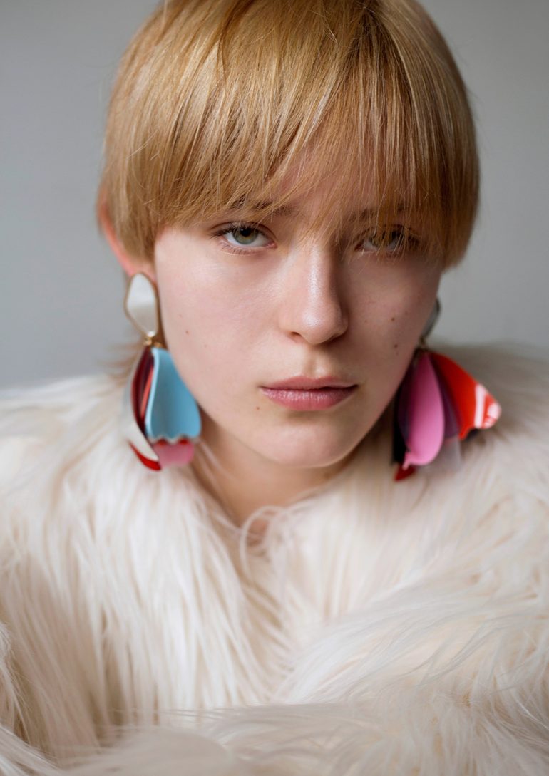 Karolina Kucinska book photo